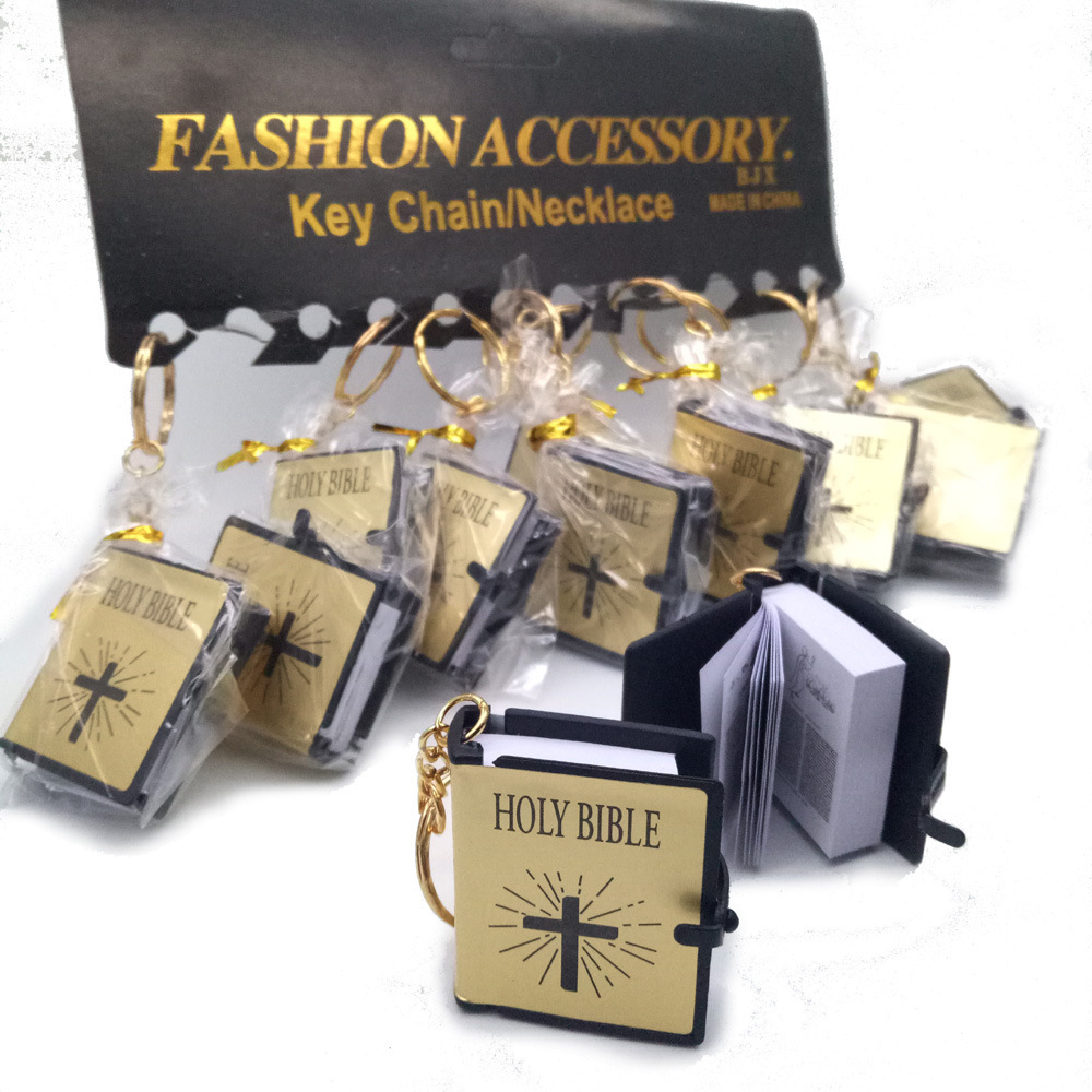 Mini English HOLY BIBLE Key Chains Real Paper Readable Bible Christian Keyrings Car Key Chains Bag Ornaments Religious Jewelry - Image 6