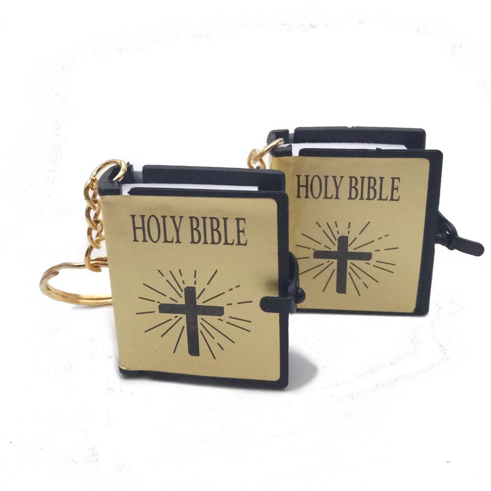 Mini English HOLY BIBLE Key Chains Real Paper Readable Bible Christian Keyrings Car Key Chains Bag Ornaments Religious Jewelry - Image 7