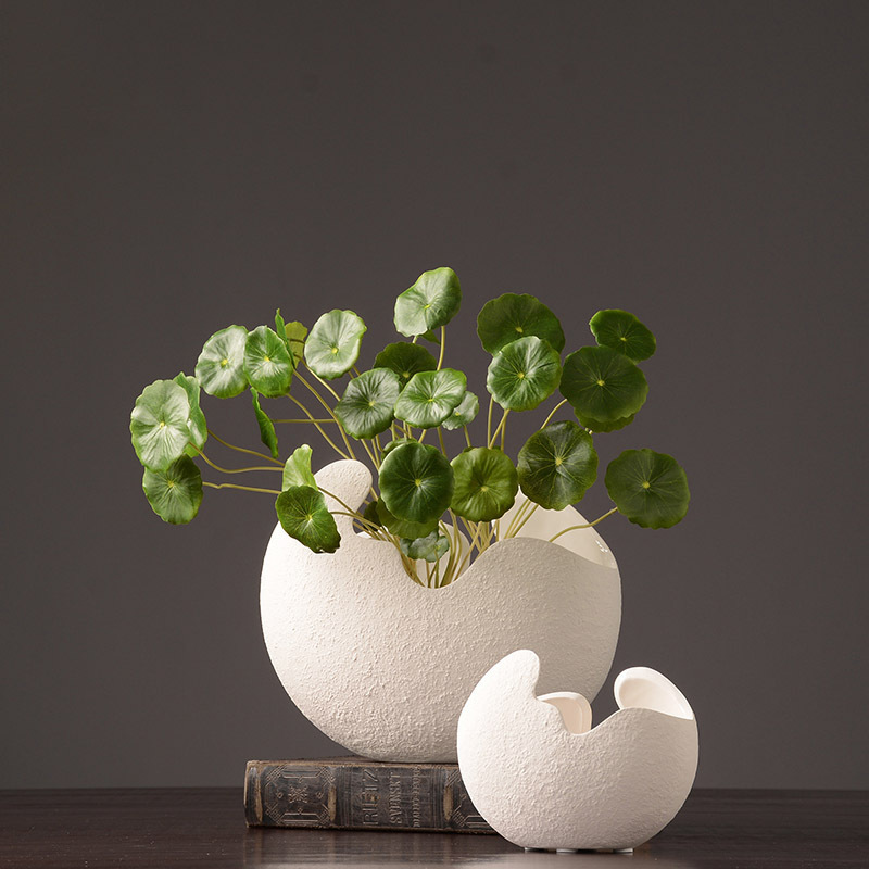Simple white ceramic vase decoration - Image 3