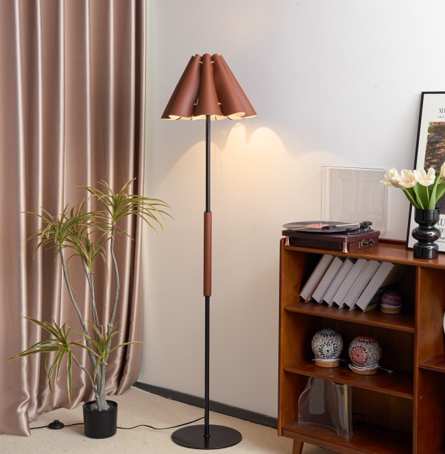 Floor Lamp With Leather Lampshade Perfect For Living Rooms, Bedrooms, Offices - Image 4